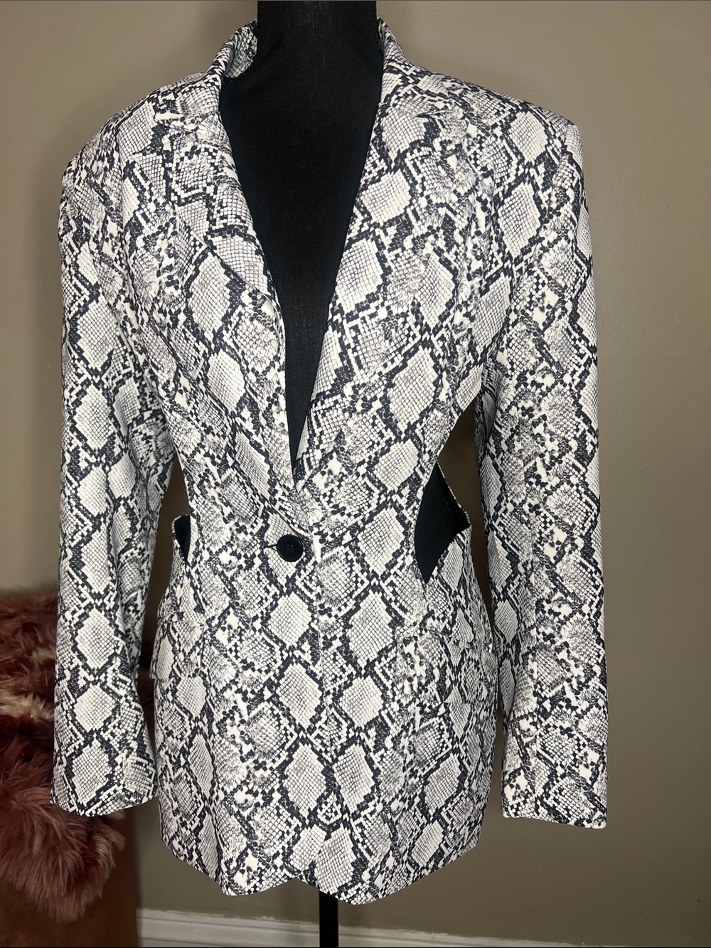 White & Black Snake-Print Women’s Blazer